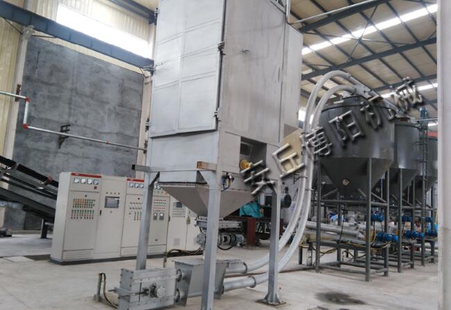 粉煤灰噸袋拆包機(jī)還可以應(yīng)用于哪些行業(yè)？