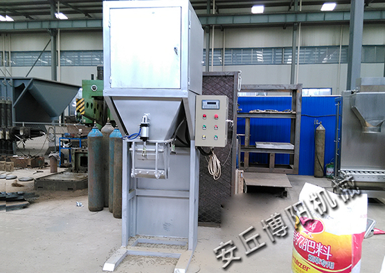 肥料自動包裝機(jī)可以減少勞動力？