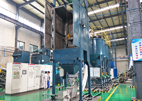 環(huán)保嚴(yán)查，噸袋拆包機(jī)為什么廣受選擇？