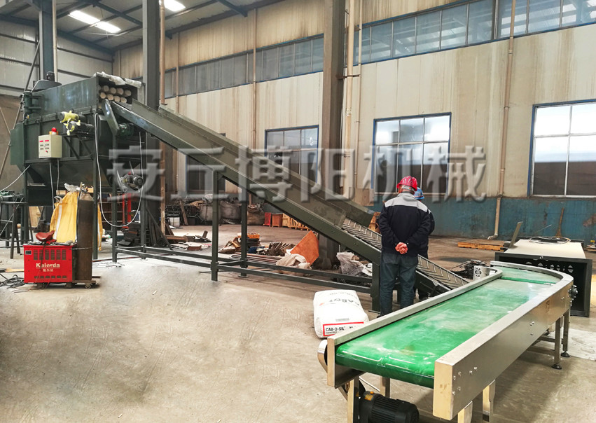 粉體自動(dòng)拆包機(jī)應(yīng)該如何維護(hù)保養(yǎng)呢？