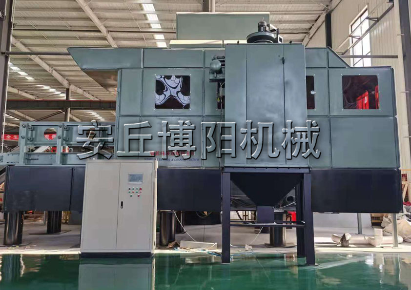 安丘博陽機(jī)械粉料連續(xù)噸袋拆包機(jī)的特點(diǎn)是什么？