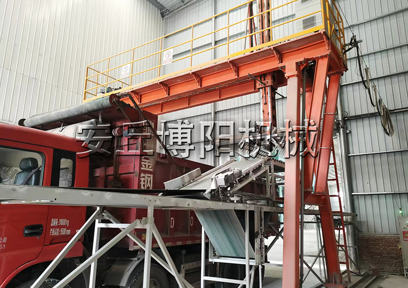 飼料全自動裝車機的主要技術優(yōu)勢有哪些？