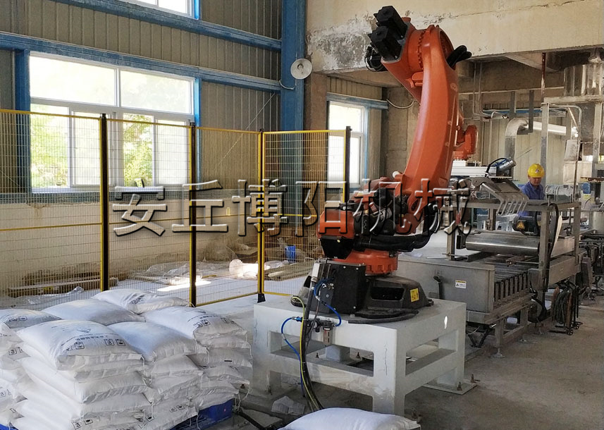 安丘博陽(yáng)機(jī)械片堿自動(dòng)碼垛機(jī)的優(yōu)點(diǎn)是什么？