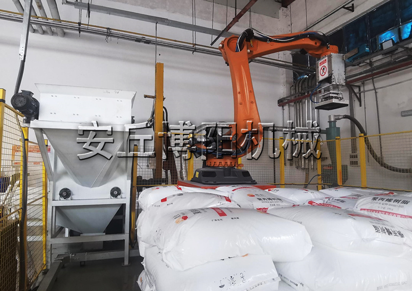 片堿全自動拆包機器人的產品特點是什么？