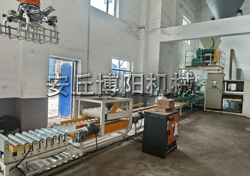 碳酸氫銨全自動(dòng)包裝機(jī)有什么性能特點(diǎn)呢？