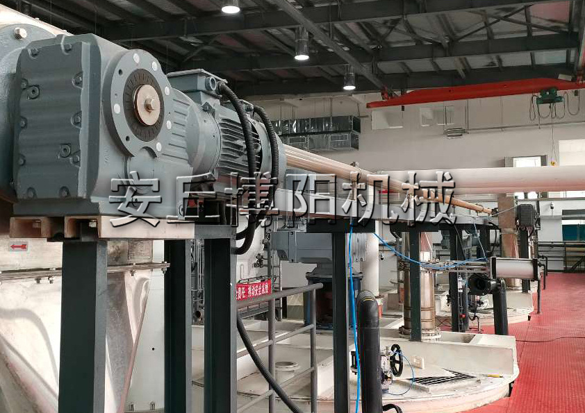 無(wú)機(jī)鹽管鏈輸送機(jī)的工作原理和特點(diǎn)是什么呢？