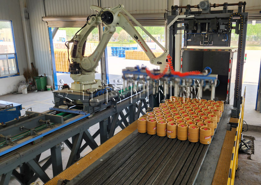 啤酒桶全自動(dòng)裝車(chē)機(jī)的特點(diǎn)和優(yōu)勢(shì)是什么呢？