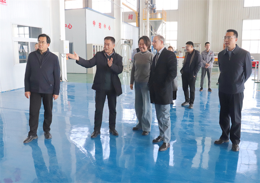 土耳其安納托利亞商人聯(lián)合會中國代表Metin Karakus一行到博陽機械進行調研